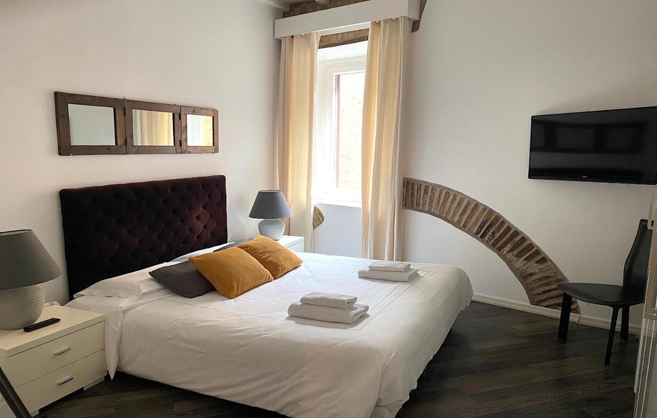 Dormiroma - Cedro 21 Apartments Bagian luar foto
